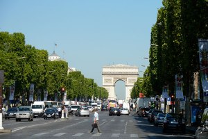 arc-de-triomphe-Champs-Elysees